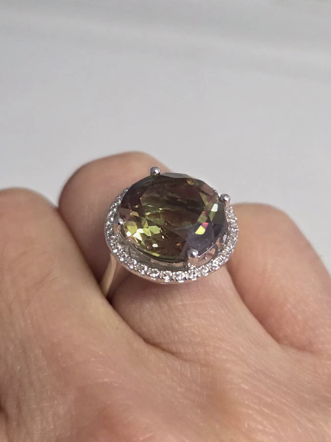 Anillo Solara Sultana Oval de Plata 925 con Zultanita