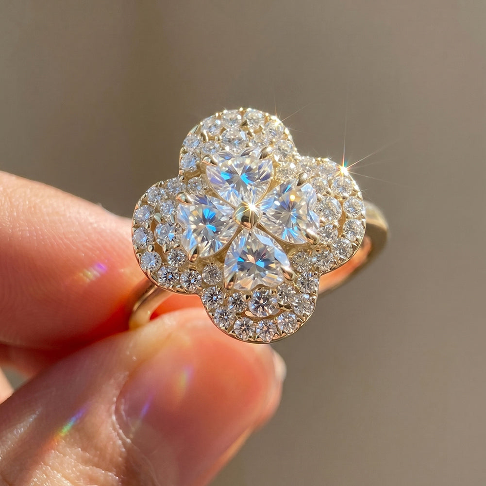 Anillo Trébol de Moissanita en Plata 925