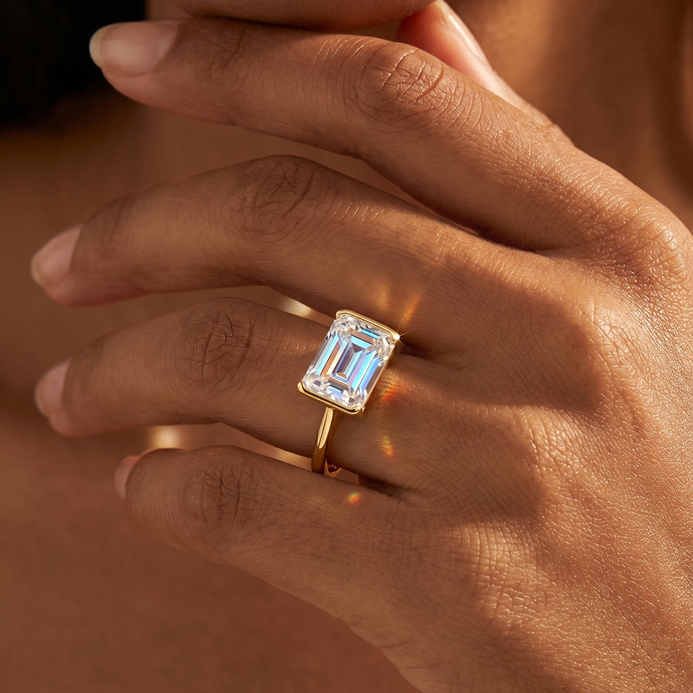 Anillo Rectangular de Moissanita en Plata 925