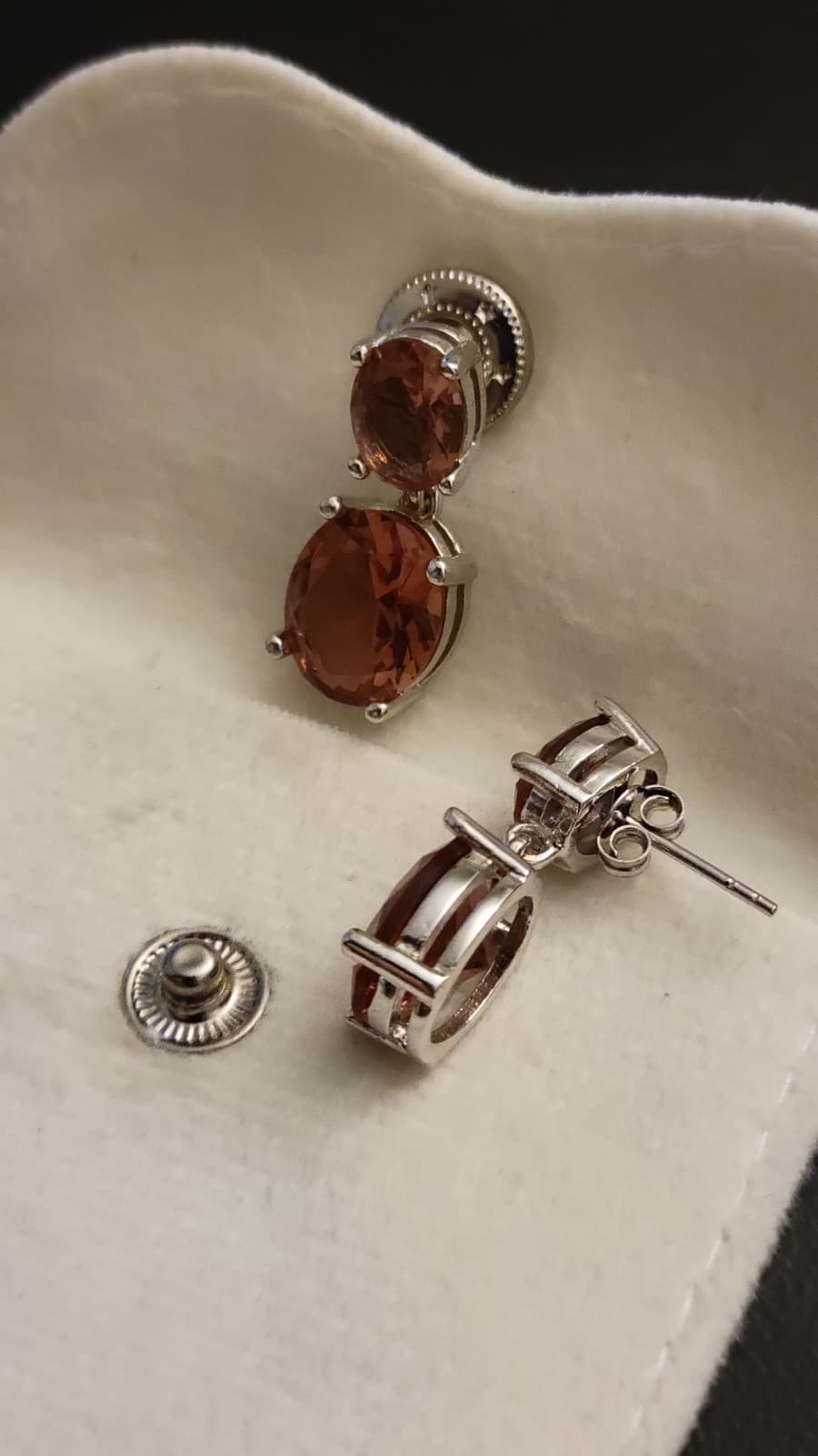 Renacer Áureo | Aretes de zultanita en plata 925